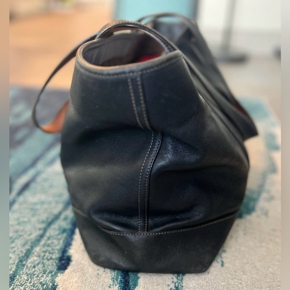 Coach VTG Hampton Tote - Picture 4 of 16